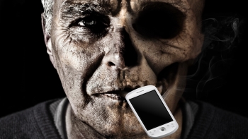 3 Shocking Ways Smartphone Addiction Erodes Your Brain And Memory