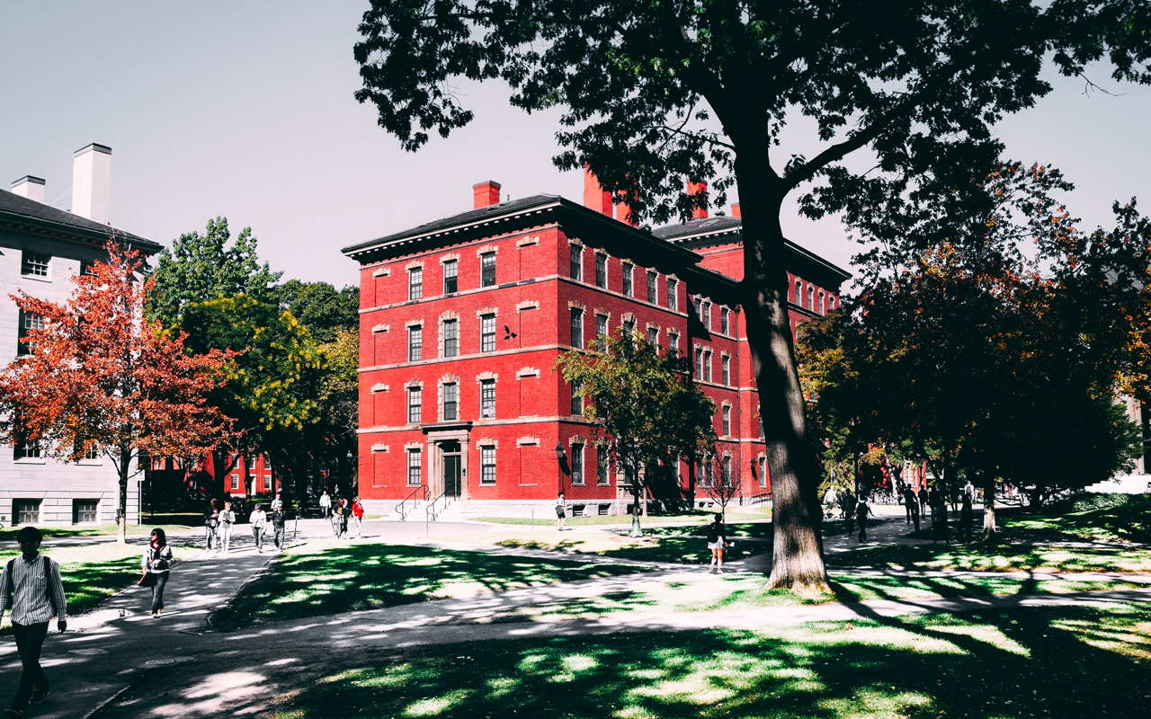 a red building