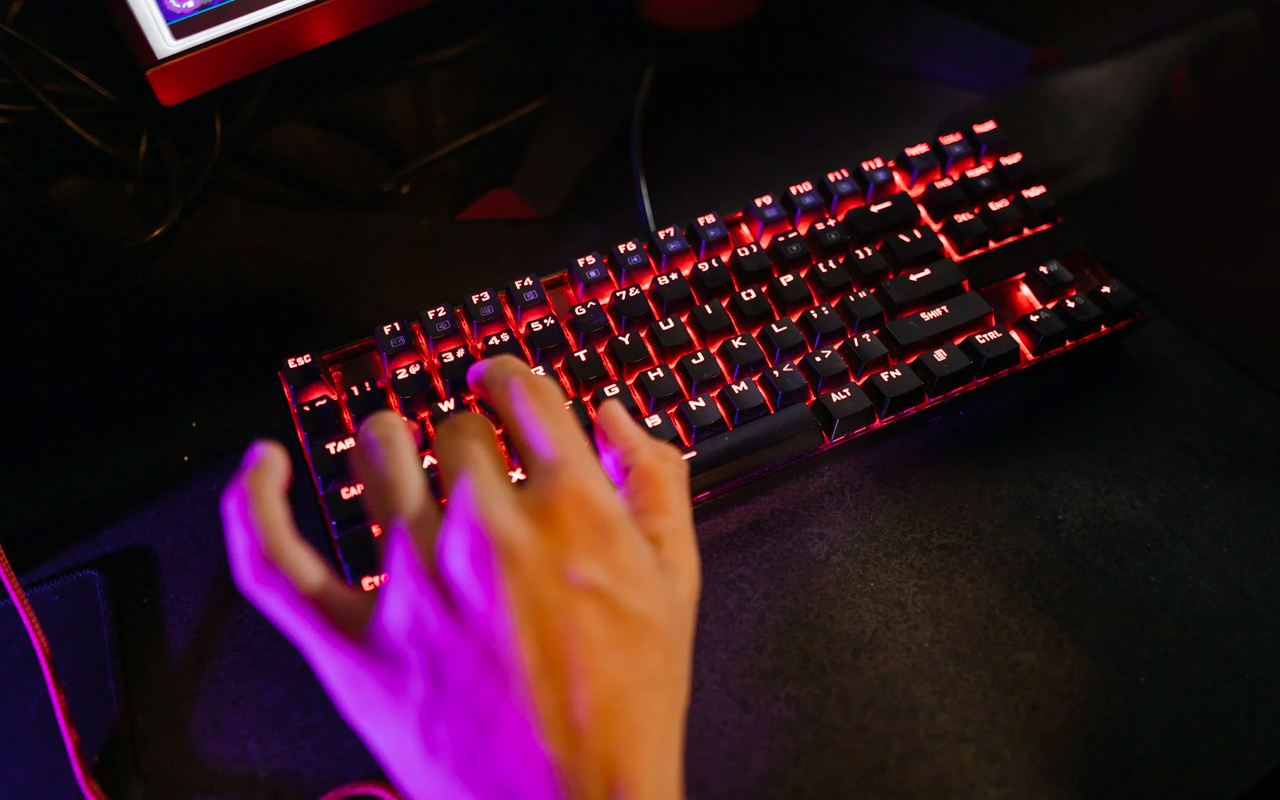 typing keyboard