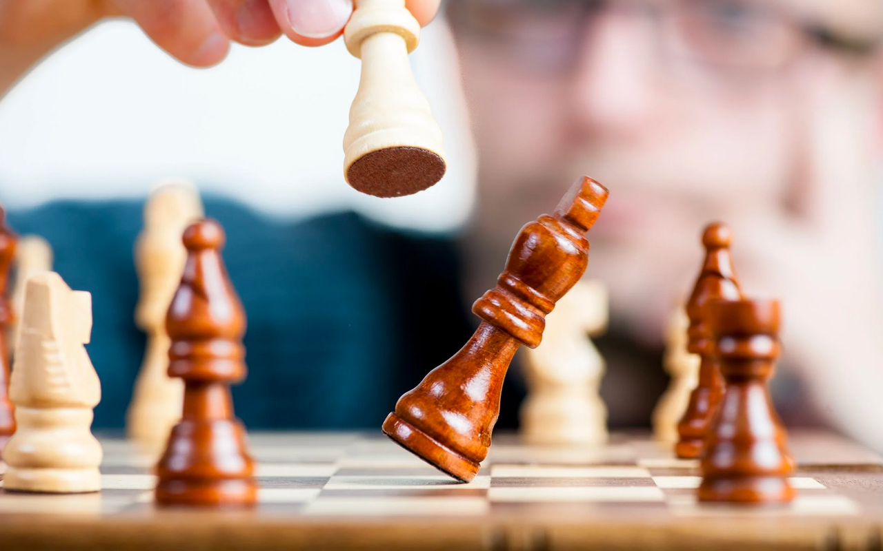 yellow and brown chess