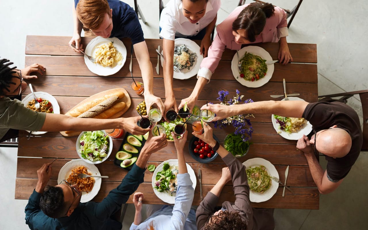 happy people are eating together