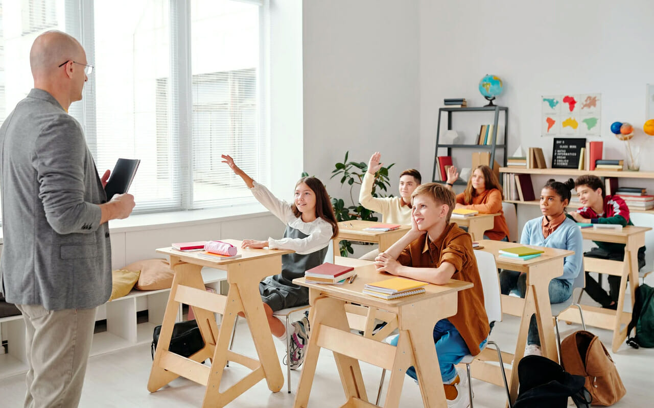 children are learning with their teacher